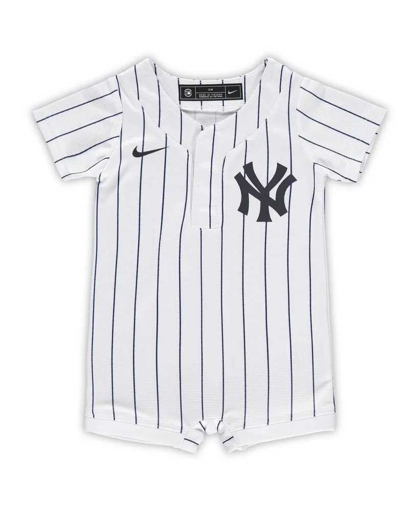 Infant yankees jersey