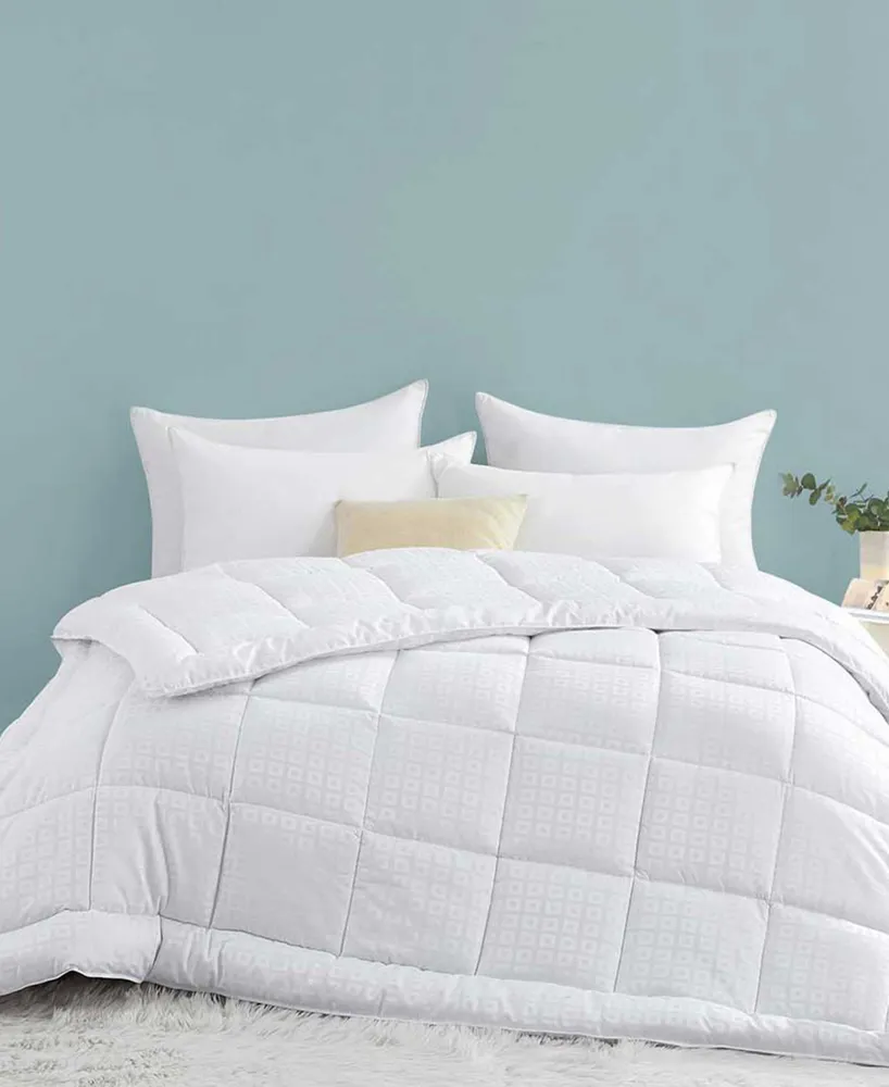 Unikome Medium Weight Quilted Down Alternative Comforter with Duvet Tabs