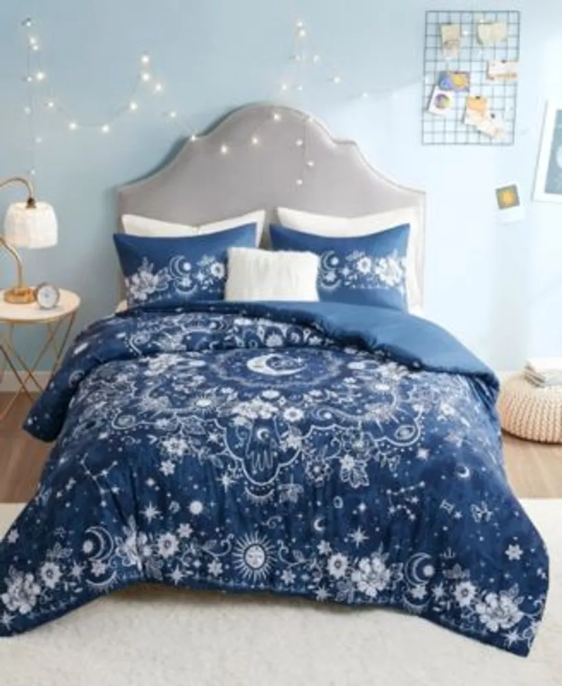 Intelligent Design Stella Celestial Medallion Comforter Sets