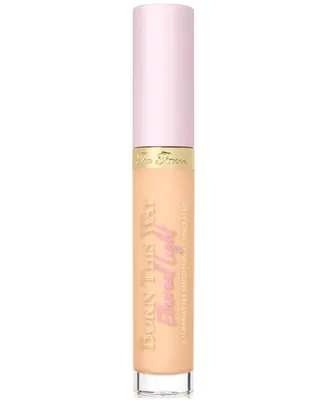 Too Faced Born This Way Ethereal Light Illuminating Smoothing Concealer