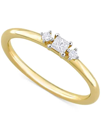 Diamond 3-Stone Engagement Ring (1/6 ct. t.w.) 14k Gold