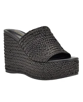 Guess Women's Yenisa Platform Wedge Sandals