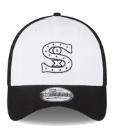 Men's New Era Black and White Chicago Sox 2023 On-Field Batting Practice 39THIRTY Flex Hat