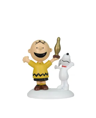 Department 56 Charlie Brown Breaks 100 Figurine