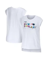 Women's Wear by Erin Andrews White New England Patriots Greetings From Muscle T-shirt