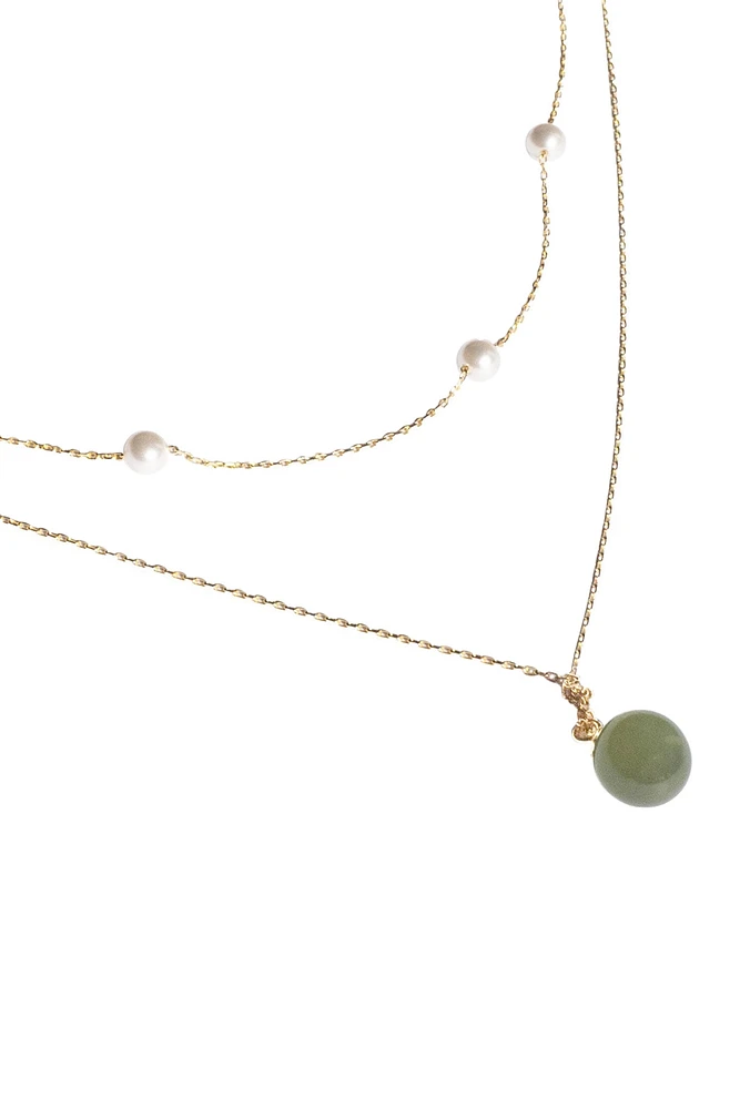 Donut — Green jade pendant necklace