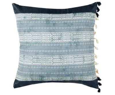 Safavieh Linnet 16" x 16" Pillow