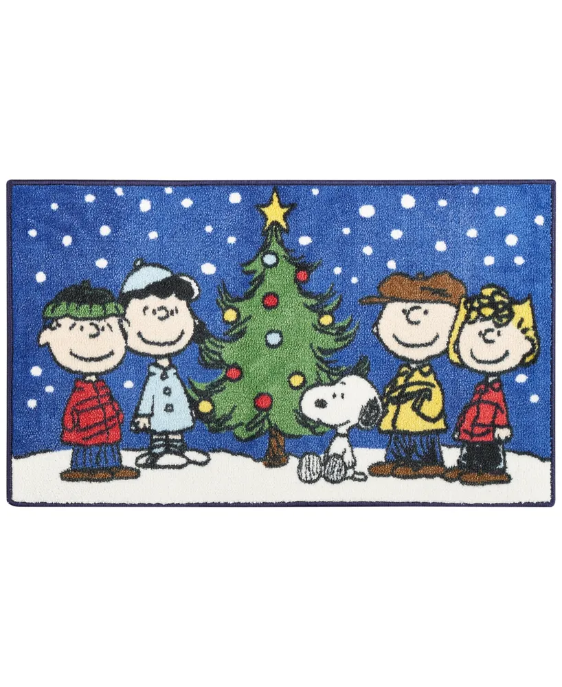 Nourison Peanuts Gang Around the Christmas Tree Accent Rug, 18" x 30"