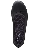 Clarks Women's Breeze Ayla Round-Toe Slip-On Flats