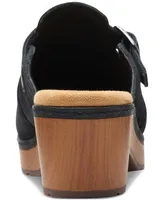 Clarks Women's Paizlee Nora Slip-On Buckled Platform Clogs