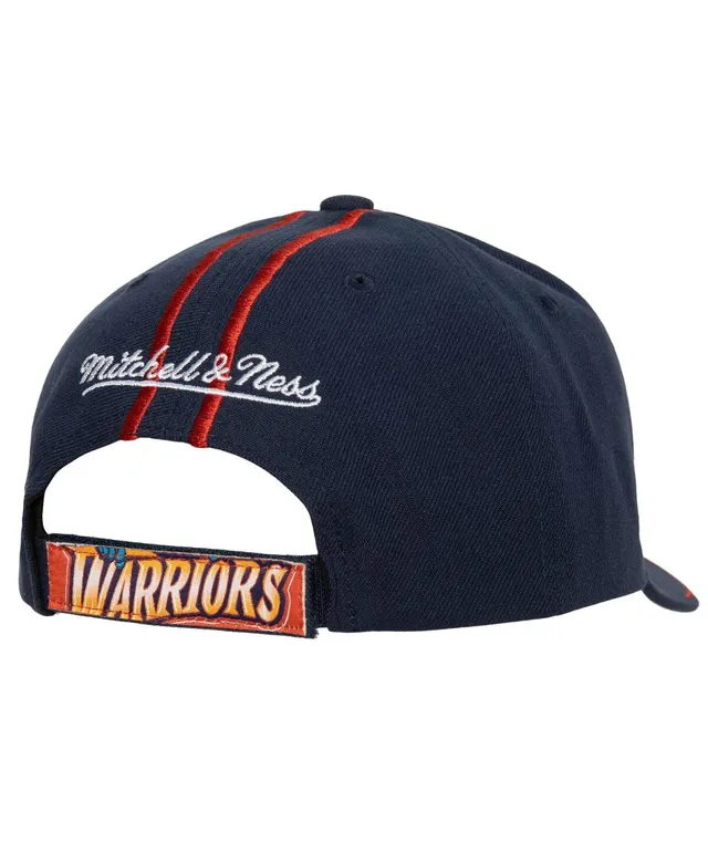 Men's Golden State Warriors Mitchell & Ness Yellow/Navy Hardwood Classics  Sharktooth Snapback Hat