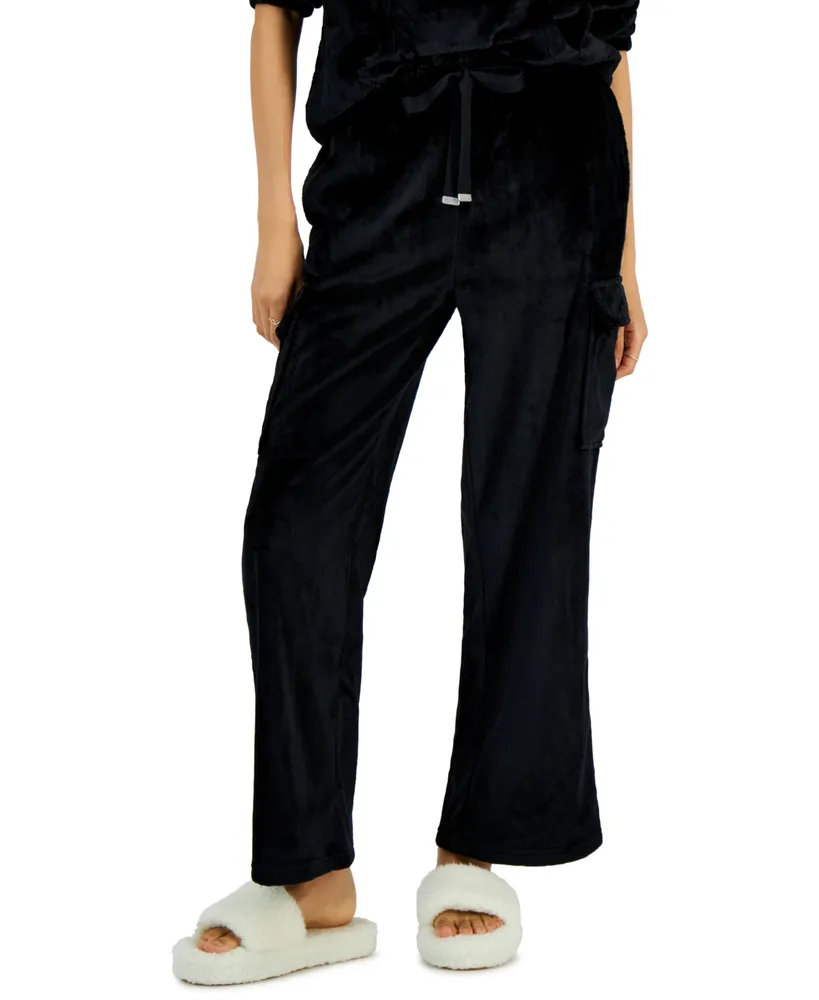 Wide-Leg Cargo Sweatpants