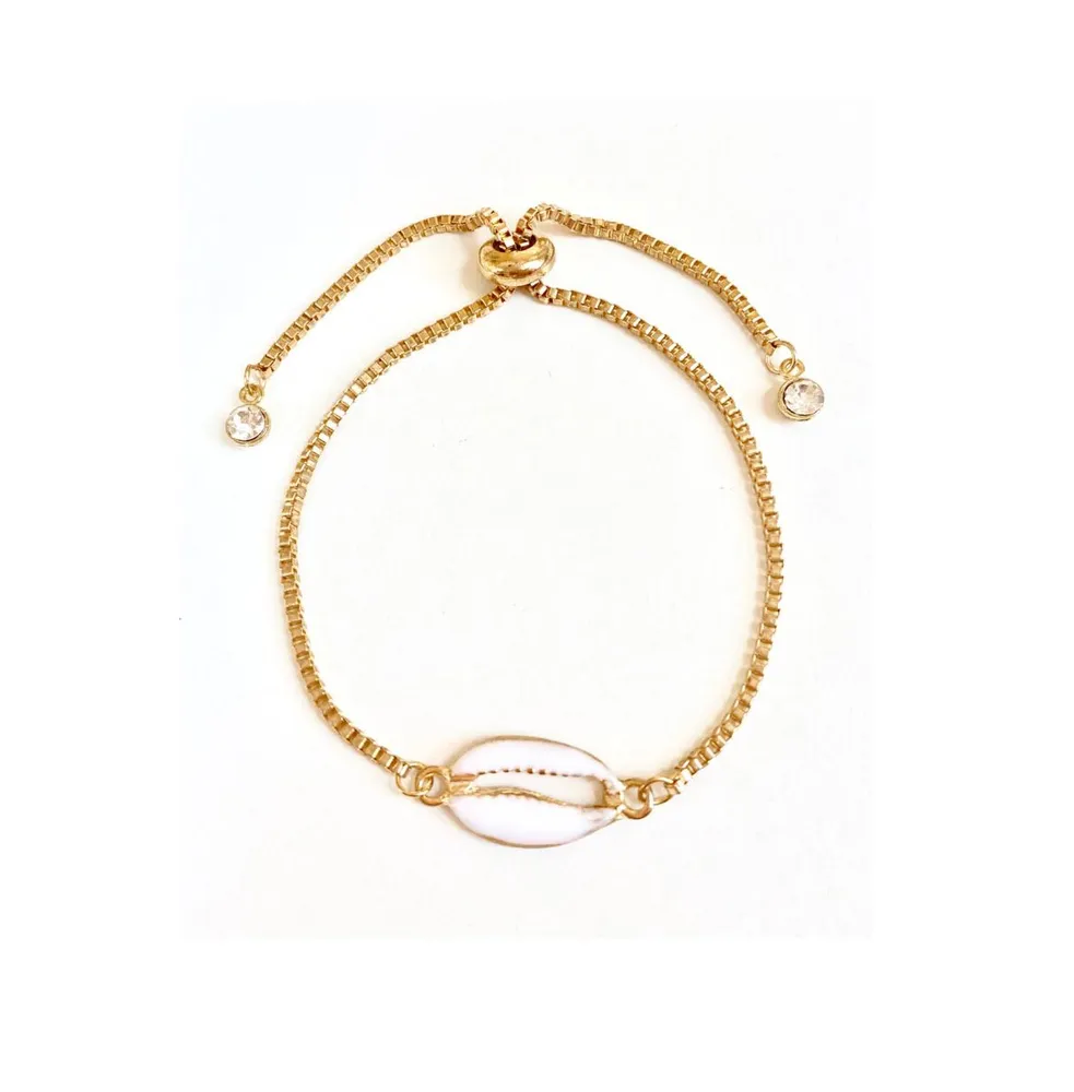 Seashell Bracelet with Adjustable Spring Closure