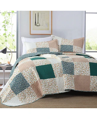 MarCielo 3Pcs Handcrafted Christmas Patchwork Cotton Vintage Style Holiday Bedspread Set - King