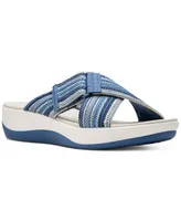 Clarks Women's Cloudsteppers Arla Wave Sandals