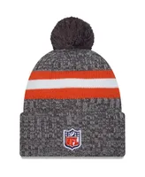 Men's New Era Gray Chicago Bears 2023 Sideline Sport Cuffed Pom Knit Hat