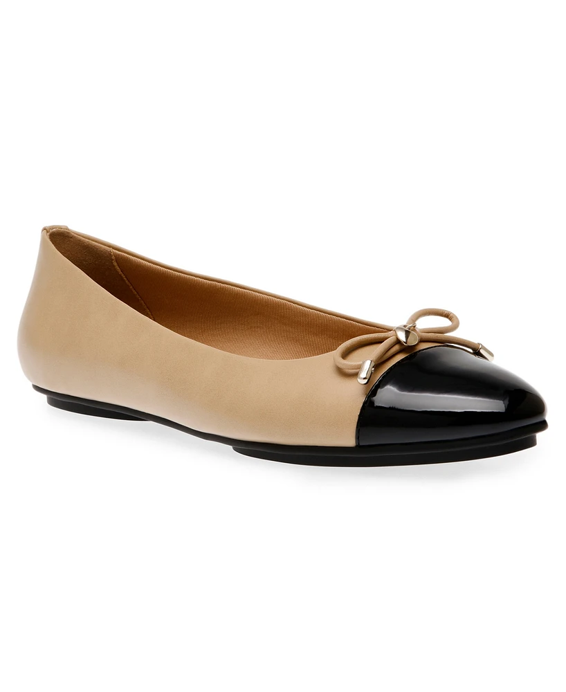 Anne Klein Women's Luci Cap Toe Ballet Flats