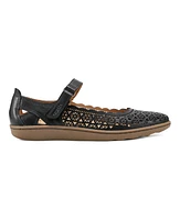 Earth Women's Lady Perforated Mary Jane Flats