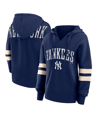 Women's Fanatics Navy Distressed New York Yankees Bold Move Notch Neck Pullover Hoodie