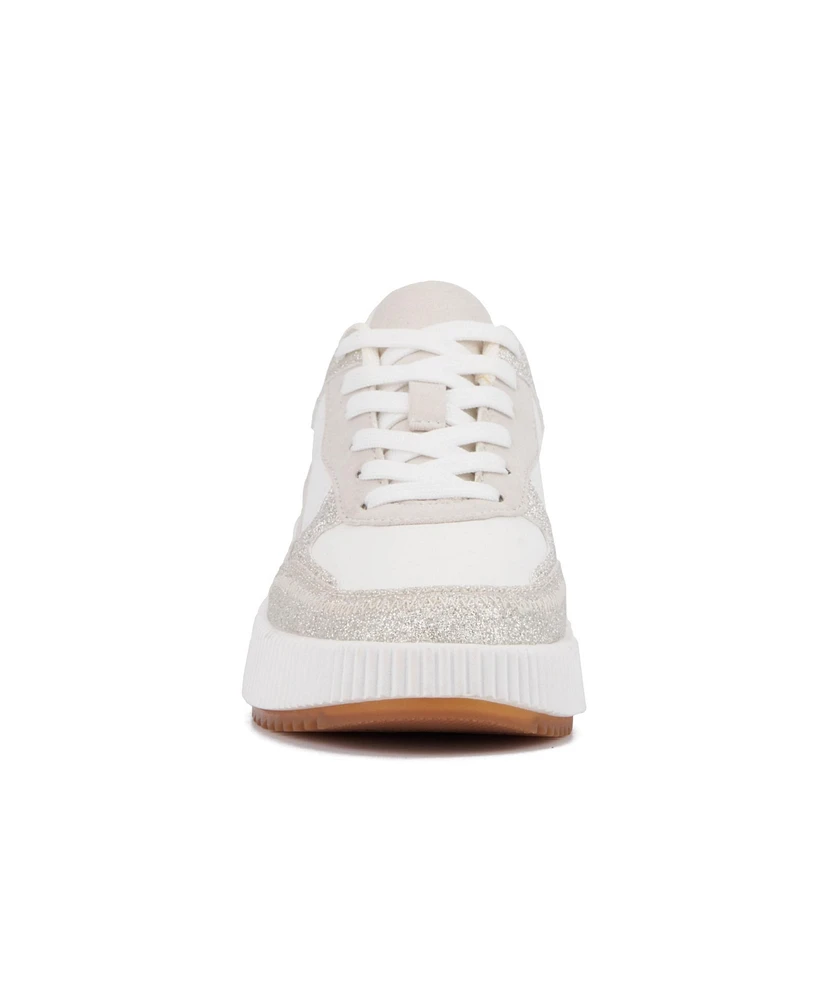 Olivia Miller Women's Beauty Queen Low Top Sneaker