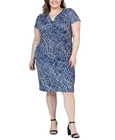 24seven Comfort Apparel Plus Size Knee Length Short Sleeve Wrap Dress