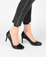 Journee Collection Women's Monalee Pumps