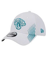 New Era Men's White Jacksonville Jaguars Active 39thirty Flex Hat