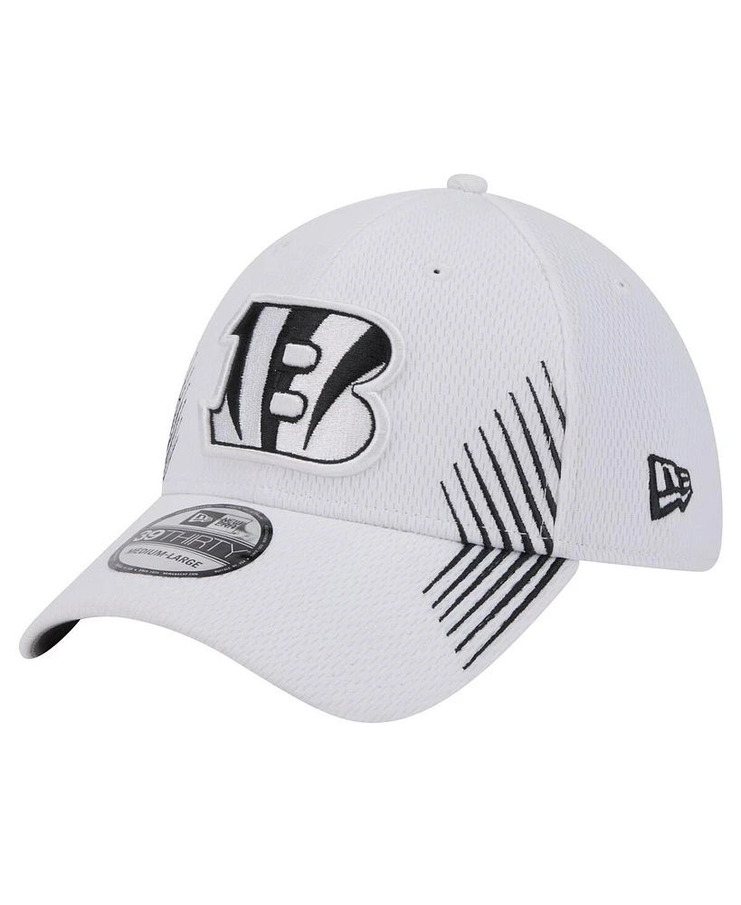 New Era Men's White Cincinnati Bengals Active 39thirty Flex Hat