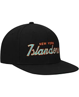 Mitchell Ness Men's Black New York Islanders Core Team Script 2.0 Snapback Hat