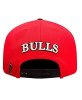 Pro Standard Men's Red/Black Chicago Bulls Pinch Chevron Adjustable Hat