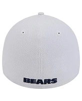 New Era Men's White Chicago Bears Active 39Thirty Flex Hat