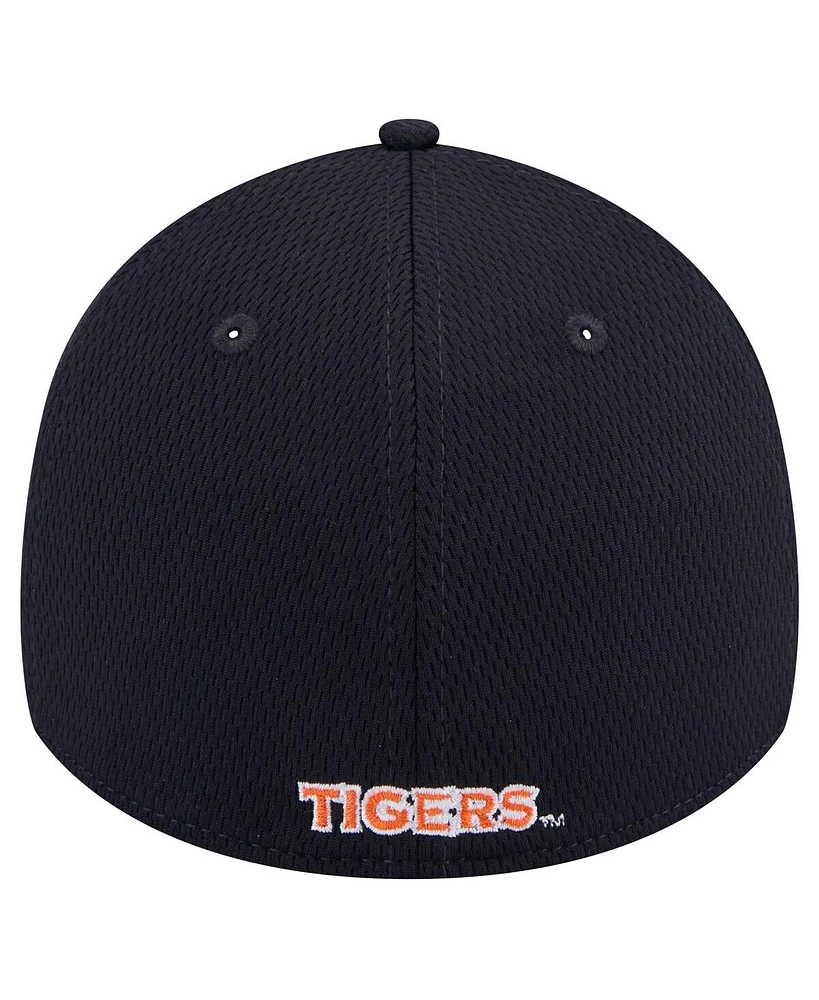 New Era Men's Navy Auburn Tigers Active Slash Sides 39Thirty Flex Hat