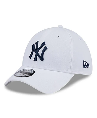 New Era Men's White York Yankees Evergreen 39Thirty Flex Hat