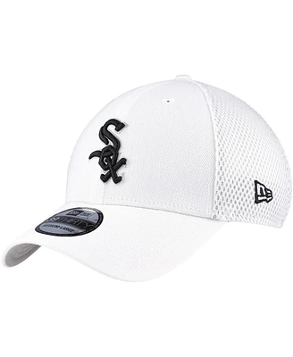 New Era Men's White Chicago Sox Neo 39Thirty Flex Hat