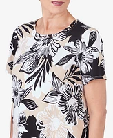 Alfred Dunner Petite Pleated Neck Bold Floral Short Sleeve Tee