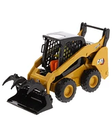 Diecast Masters 1/32 Cat Skid Steer Loader w/ Bucket, Fork and Grapple Tools