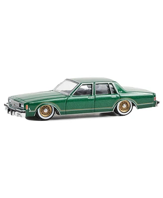 Greenlight Collectibles 1/64 1985 Chevrolet Impala, Bright Green Metallic, California Lowriders