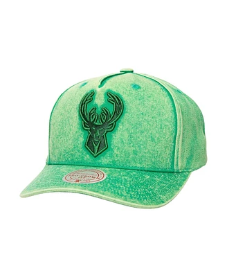 Mitchell & Ness Men's Green Milwaukee Bucks Washed Out Tonal Logo Snapback Hat