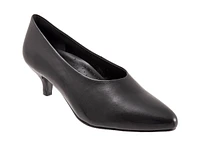 Women's Trotters Kimber Pumps