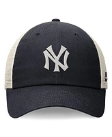 Nike Men's Navy New York Yankees Cooperstown Collection Rewind Club Trucker Adjustable Hat