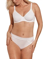 Bali Women's Breathe Lace Underwire Bra DF7590