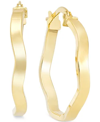 Wave Hoop Earrings in 10k Gold