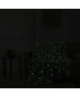 Kate Aurora Halloween Spooky Glow In The Dark Dancing Skeletons Soft & Plush Oversized Throw Blanket