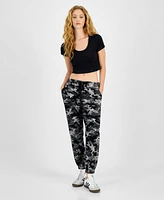 Tinseltown Juniors' Camo Jogger Pants