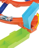 Hot Wheels Action Loop Cyclone Challenge Track Set with 1:64 Scale Toy Car, Easy Storage