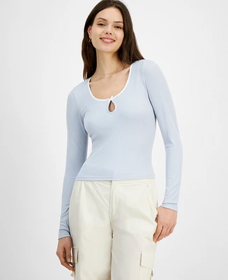 Just Polly Juniors' Contrast-Trim Rib-Knit Top