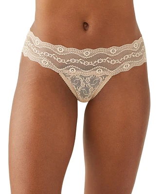 b.tempt'd by Wacoal Lace Kiss Thong Underwear 970182