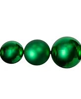 Northlight 6' Shiny and Matte Shatterproof Ball Christmas Swag