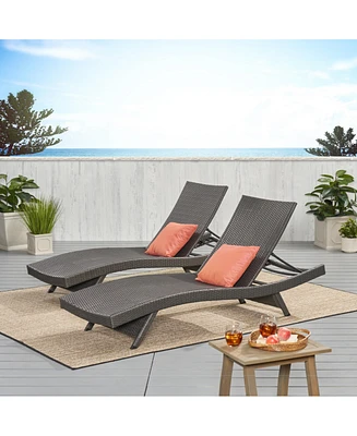 Streamdale Furniture Escape Into Comfort: Wicker Lounge Chairs For Tranquil Relaxation