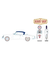 Greenlight Collectibles 1/64 1954 Studebaker Commander Starliner w/ Gas Pump, Hobby Shop 16